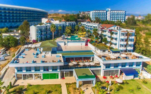 Catinsos Beach Garden Hotel