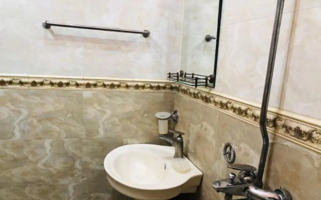 Kalash Hotel Lahore