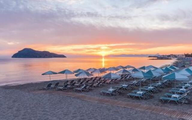 Aparthotel 4 Stars Agia Marina