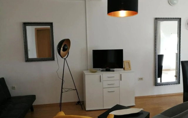 Zorica - 110 m From sea - A1