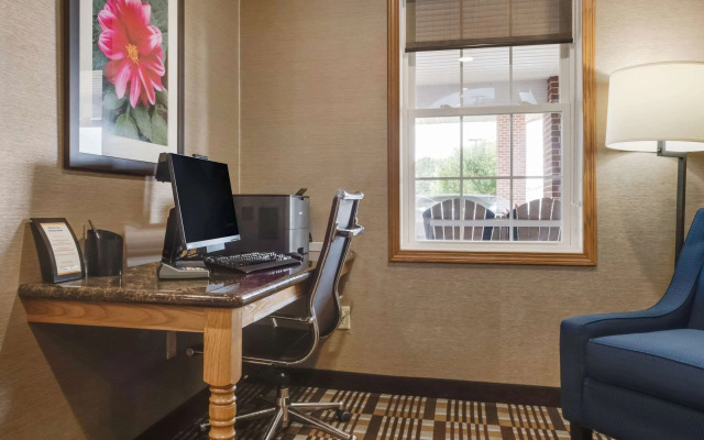 Comfort Suites Hotel and Conference Center