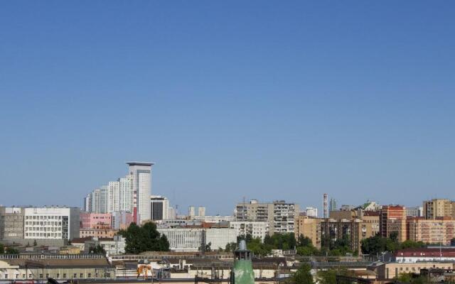 Апартаменты «LUXKV на Большой Переяславской»