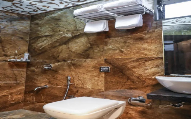 FabHotel Prime Grand