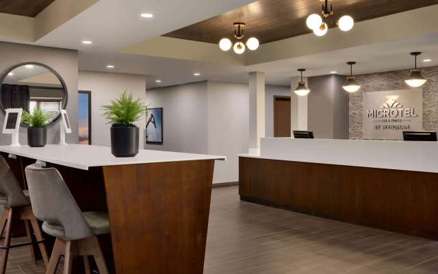 Microtel Inn & Suites by Wyndham Weyburn