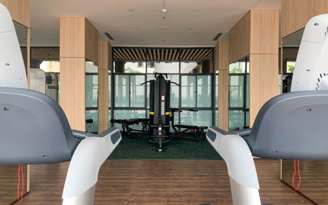 Nice And Elegant Studio At Osaka Riverview Pik 2 Apartment