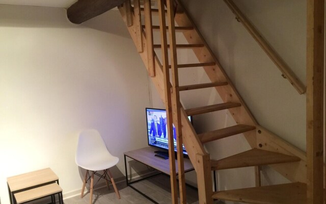 Apartment With One Bedroom In Monteux, With Wonderful City View And Wifi