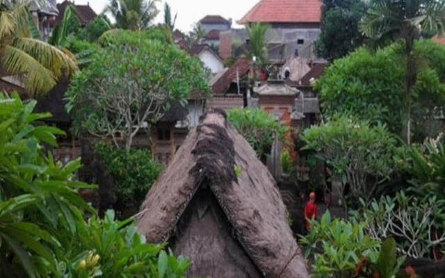 Den Den Mushi Guesthouse