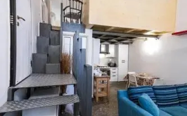 Anais' Loft- OSP. SANT'ORSOLA-FIERA