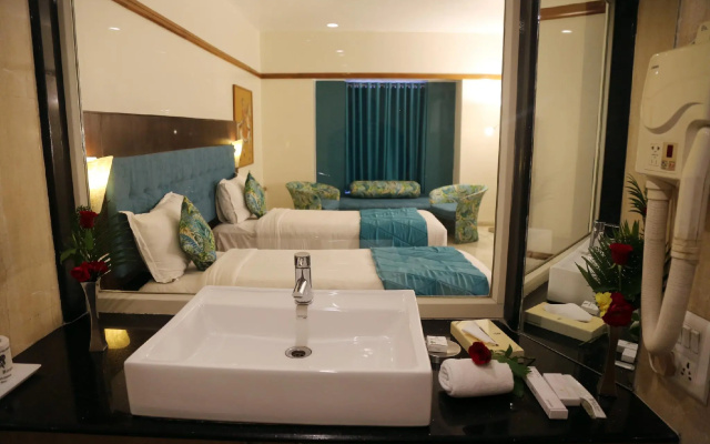 Hotel Paras Mahal – Guest Rooms – Udaipur