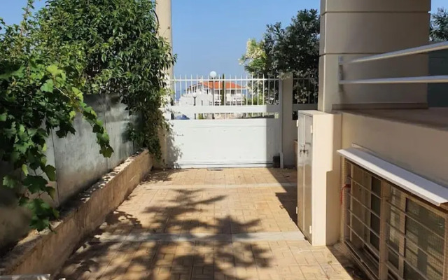 Triplex Villa Gardenia Glyfada  sea view