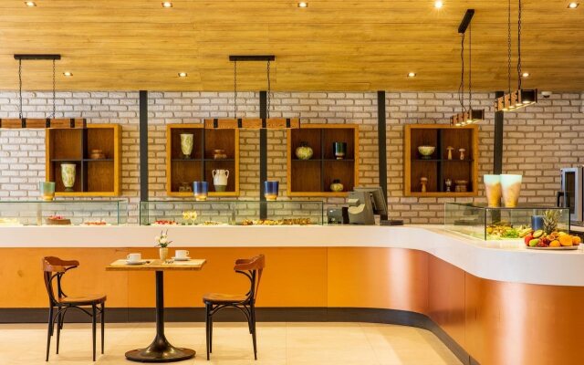 Design Plus Seya Beach Hotel