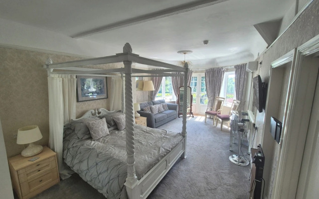 OYO Lavender House Hotel