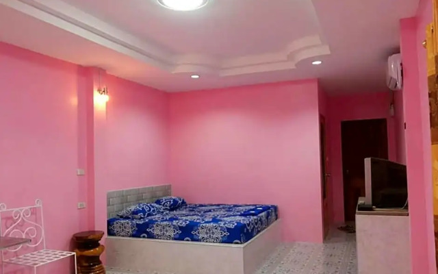 OYO 1092 Sea Of Love