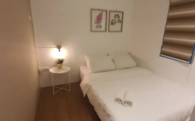 Room at Jln Loh Boon Siew Georgetown