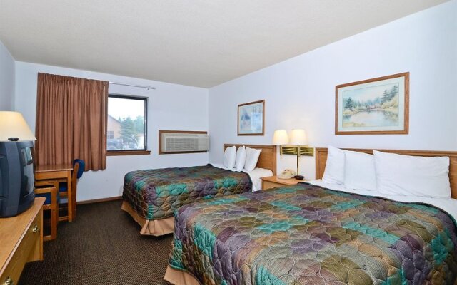 AmeriVu Inn and Suites - Hayward WI