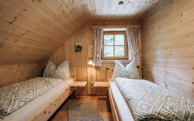 Webertonihutte Modern Retreat