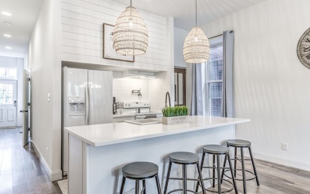 Delightfully Redesigned Home - JZ Vacation Rentals
