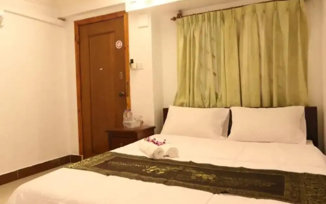 SKY Residence - 50m to Museum and Riverside