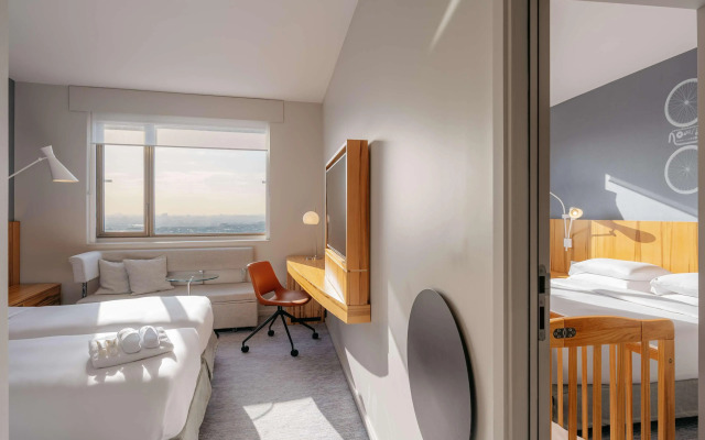 Отель Hyatt Regency Paris Etoile