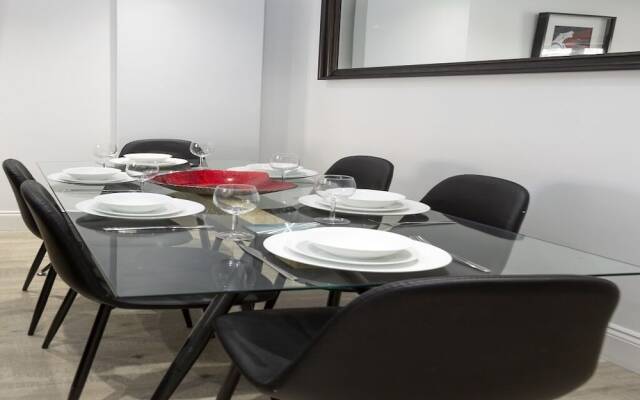 Boutique Tower Bridge Apartment