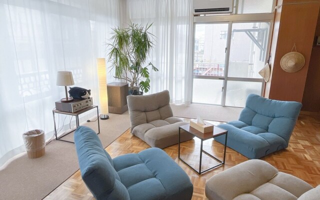 Lestel Naha - Hostel