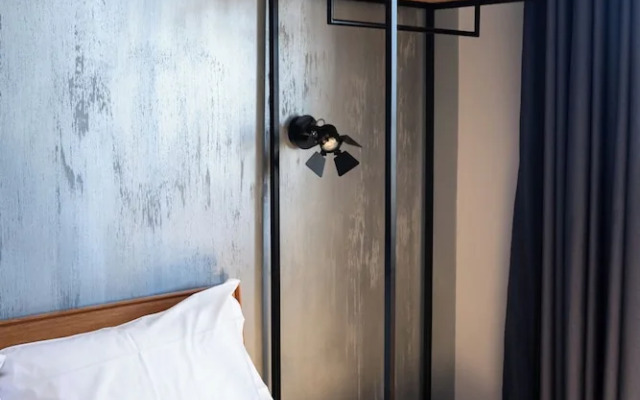 The Gate 441 Rooms