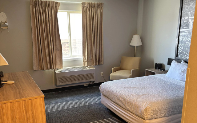 Super 8 by Wyndham Rexburg