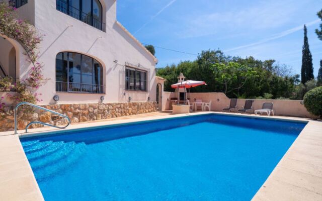 House Lisa Moraira