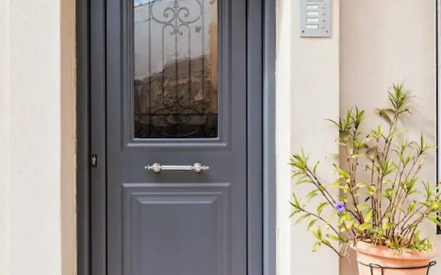 the Cosy Modern and Comfortable Apartment in the Heart of Heraklion City Centre