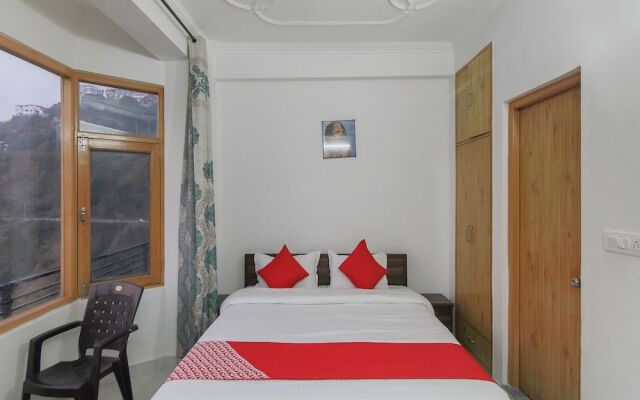 Oyo 23675 Mountains Villa