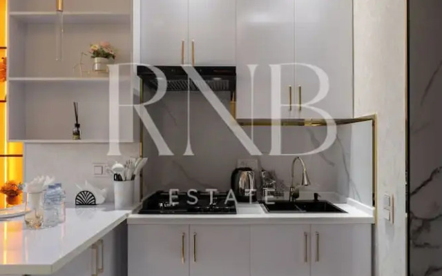 Kamolon 113 by RNB estate