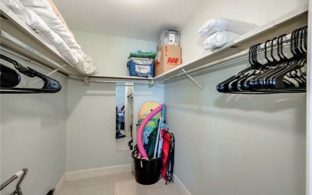 Waves 19 - Two Bedroom Condo