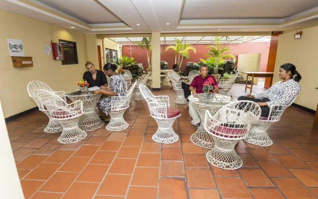 Sundeck Suites