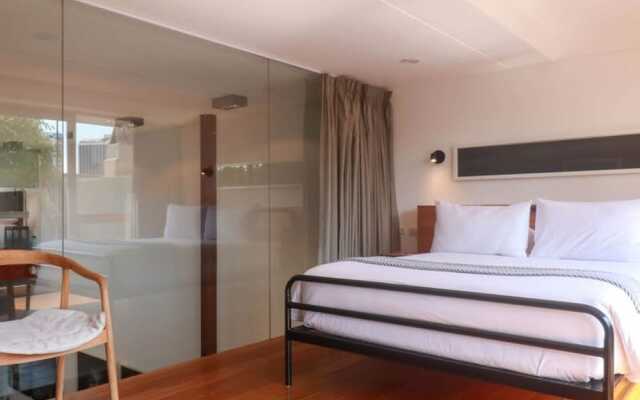 w Luxury 3BR House With Terrace in Miraflores