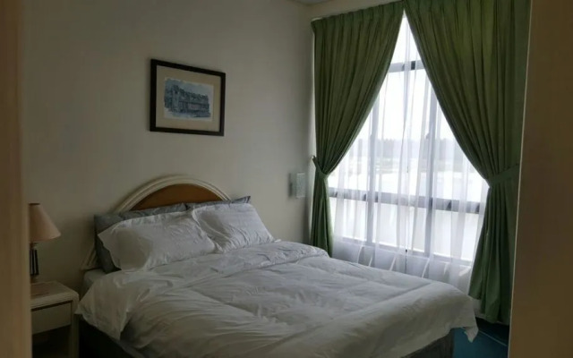 Ideal Mahkota Apartment