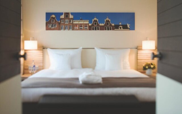 Mövenpick Hotel Amsterdam City Centre