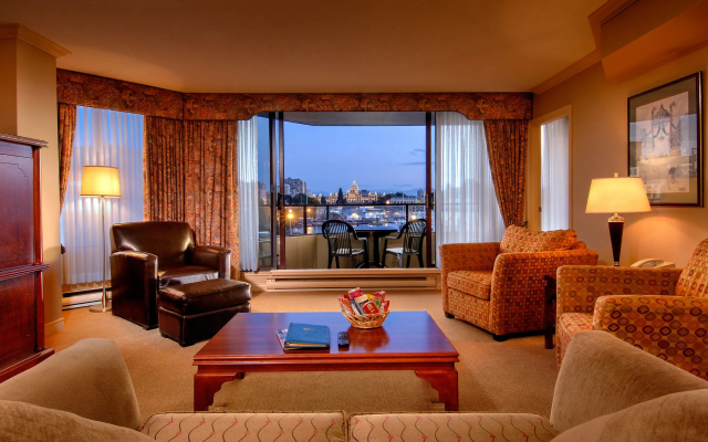Victoria Regent Waterfront Hotel & Suites
