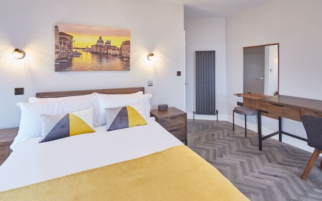 Host Stay Bellevue Apartment 2