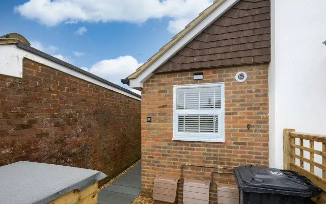 Host Stay Downland Studio