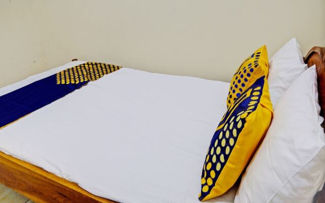 OYO 93108 Homestay H Syarif Syariah – RA Kartini