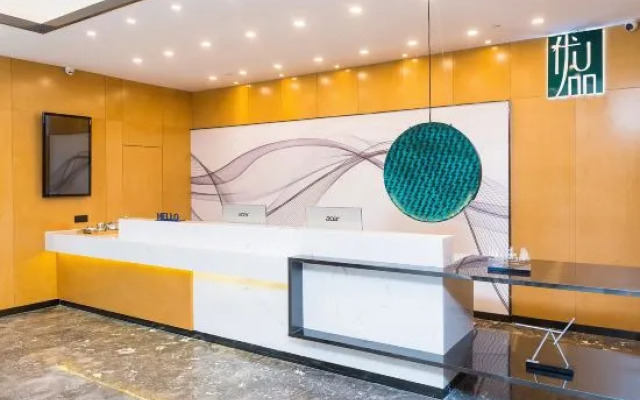 Shankee Tea Style Hotel (Kunming South High-Speed Railway Station Chunrong Street Subway Station)