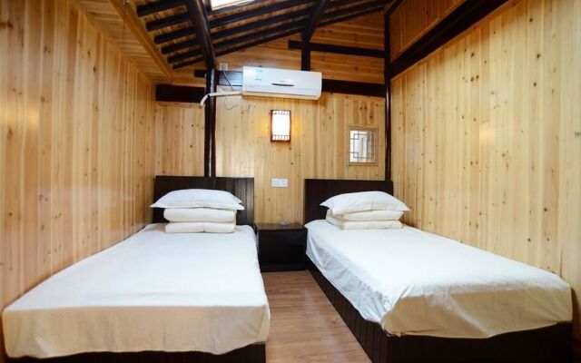 Huqinlou Inn