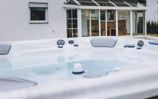 Spa Chalet - Penthouse Lodge