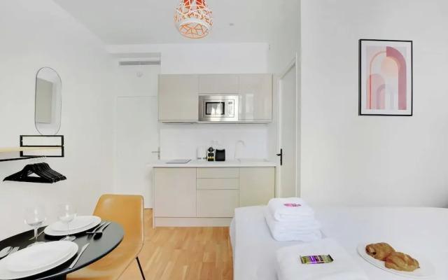 Cute Studio in Eclectic 18th District - 1