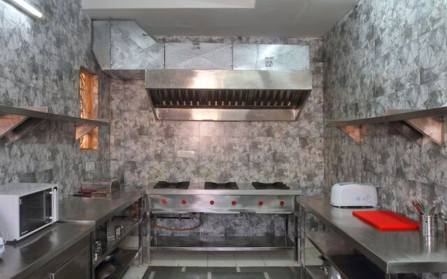 Perch Service Apartment-MG Road