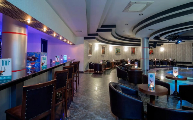 Alba Royal Hotel - Ultra All Inclusive - Adults Only 16+