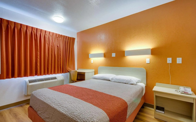 Motel 6-Muskogee, OK