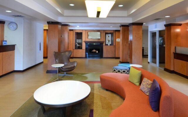 Fairfield Inn & Suites Roanoke North