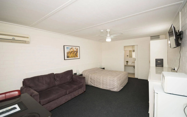Vineland Motel