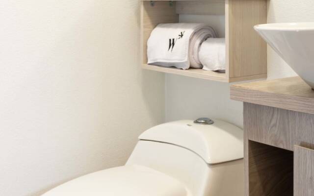 w Spectacular 1BR With Terrace at Poblado